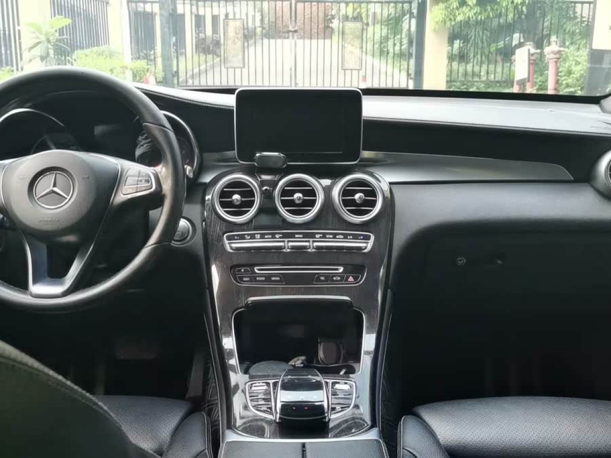 奔馳 奔馳GLC  2019款 GLC 260 4MATIC 動感型圖片