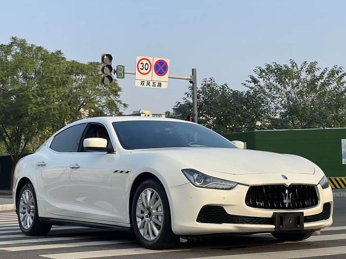 瑪莎拉蒂 Ghibli  2014款 3.0T 標(biāo)準(zhǔn)版圖片