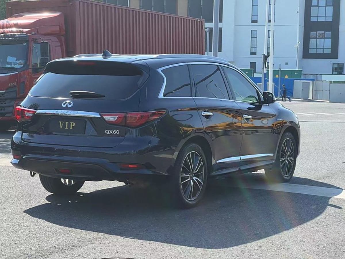 2018年1月英菲尼迪 QX60  2020款 2.5 S/C Hybrid 四驅(qū)全能版