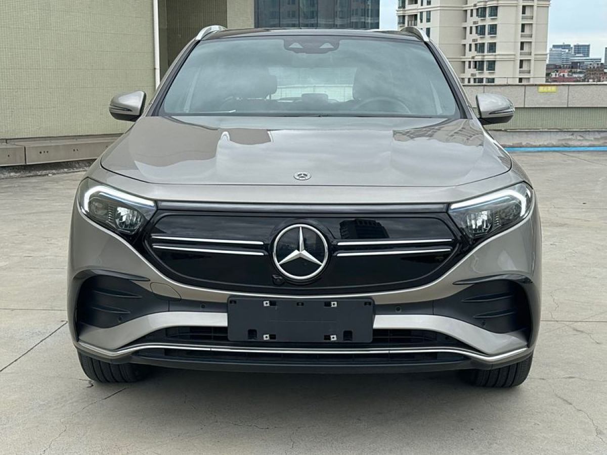 奔馳 奔馳EQA  2022款 EQA 300 4MATIC 首發(fā)特別版圖片