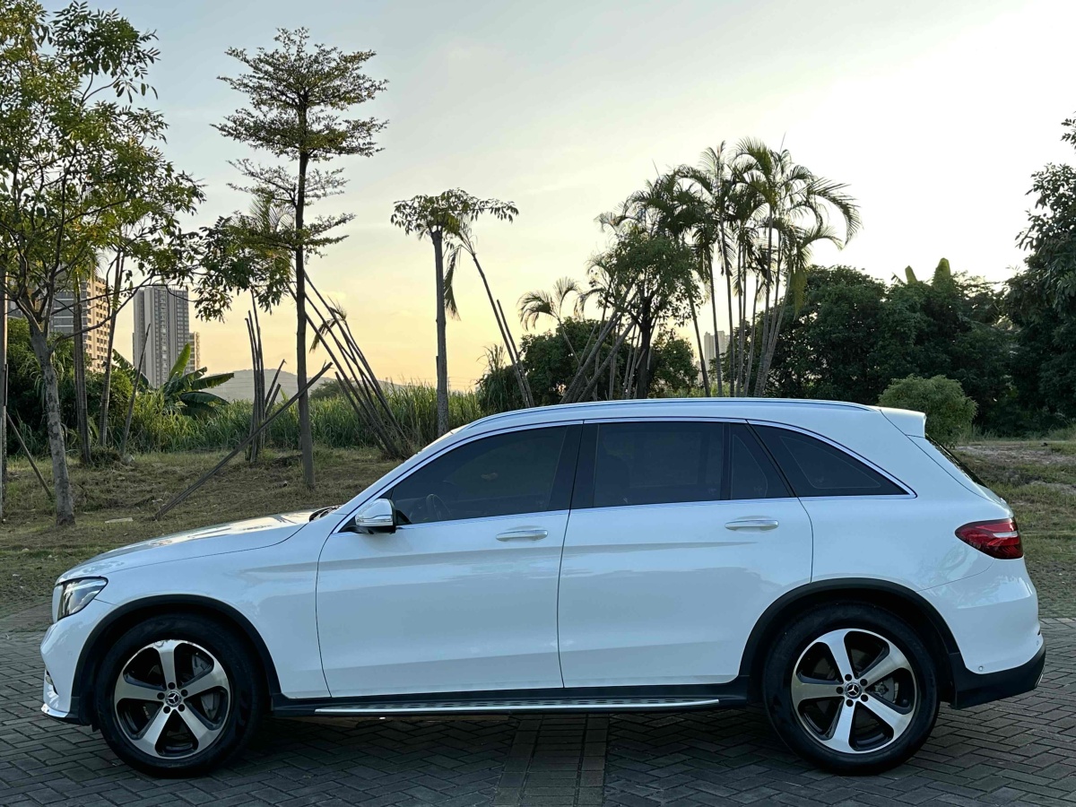 奔馳 奔馳GLC  2019款 改款 GLC 260 L 4MATIC 豪華型圖片