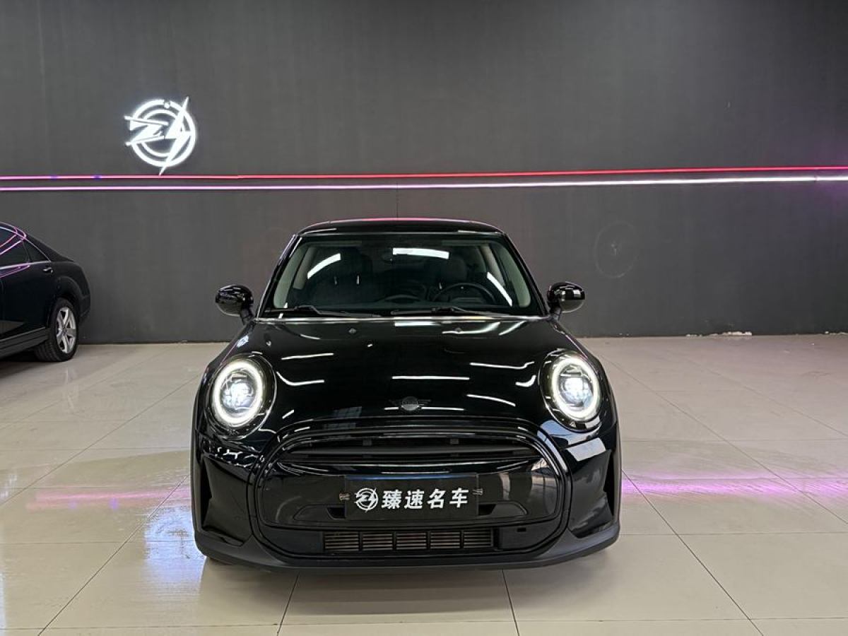 MINI MINI  2021款 1.5T COOPER 子夜黑特別版圖片