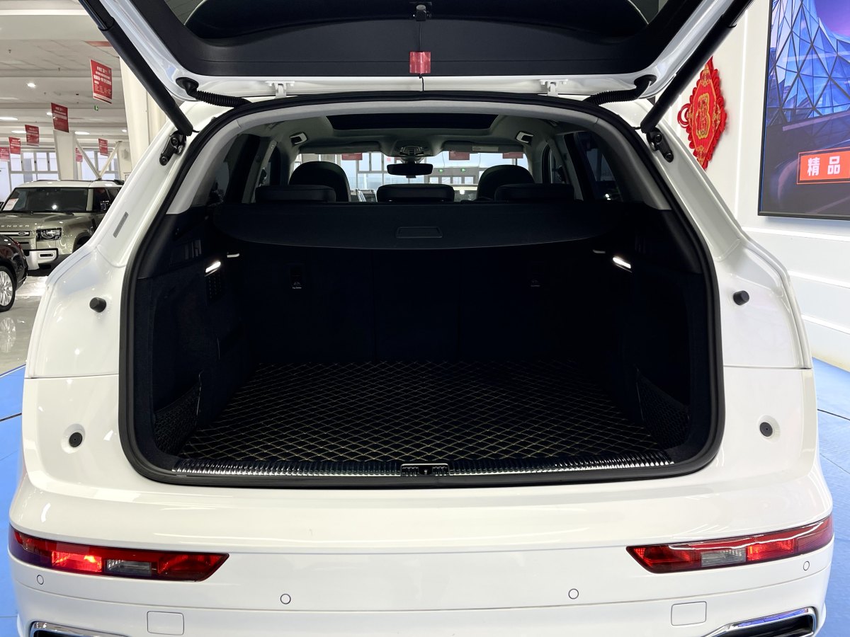奧迪 奧迪Q5L  2020款 45 TFSI 尊享運(yùn)動型圖片