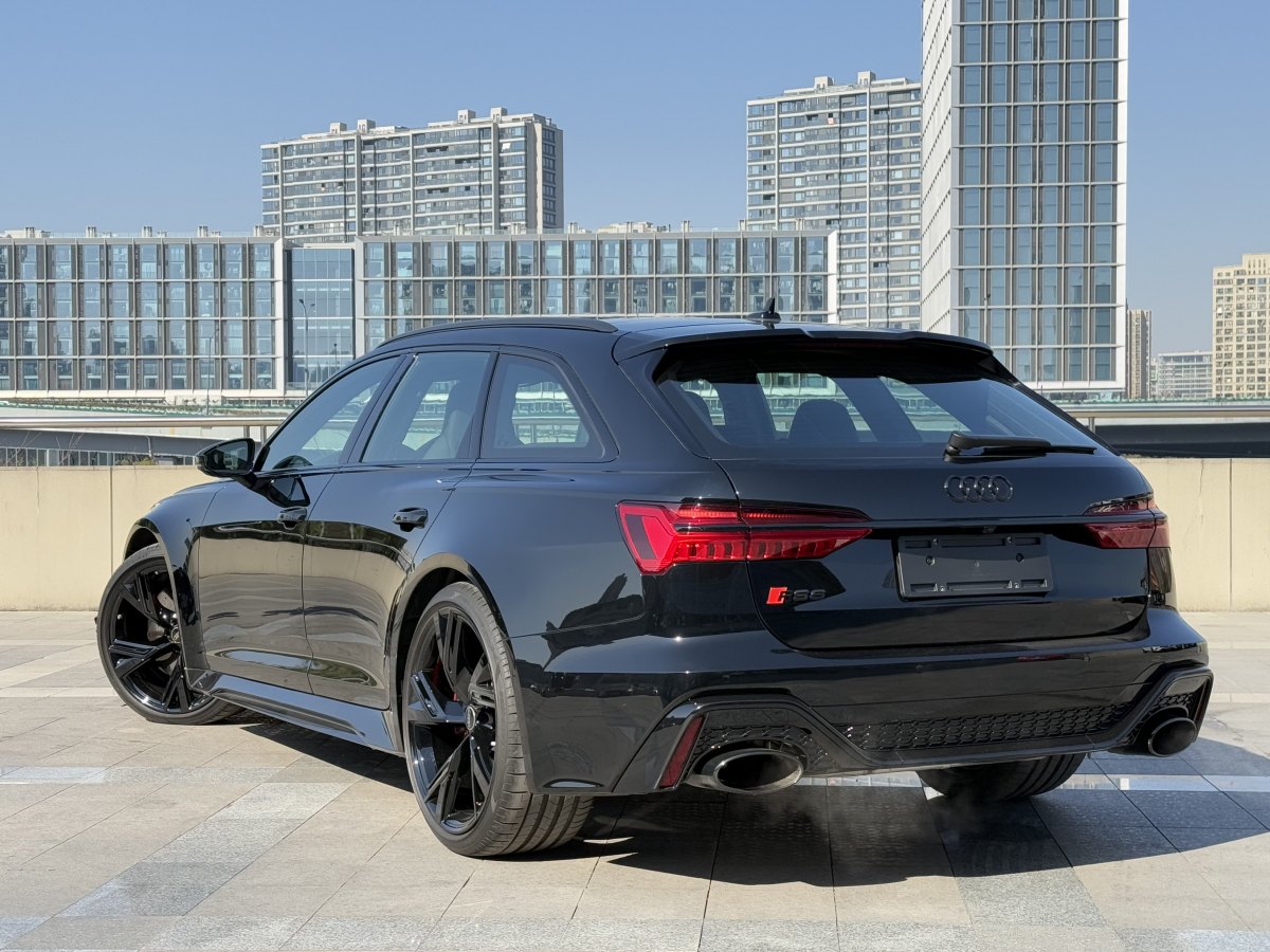 奧迪 奧迪RS 6  2024款 RS 6 4.0T Avant performance圖片