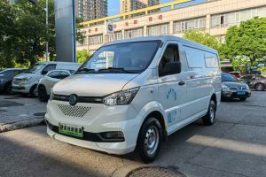 菱智 東風(fēng)風(fēng)行 M5 2.0L 郵政版 2座