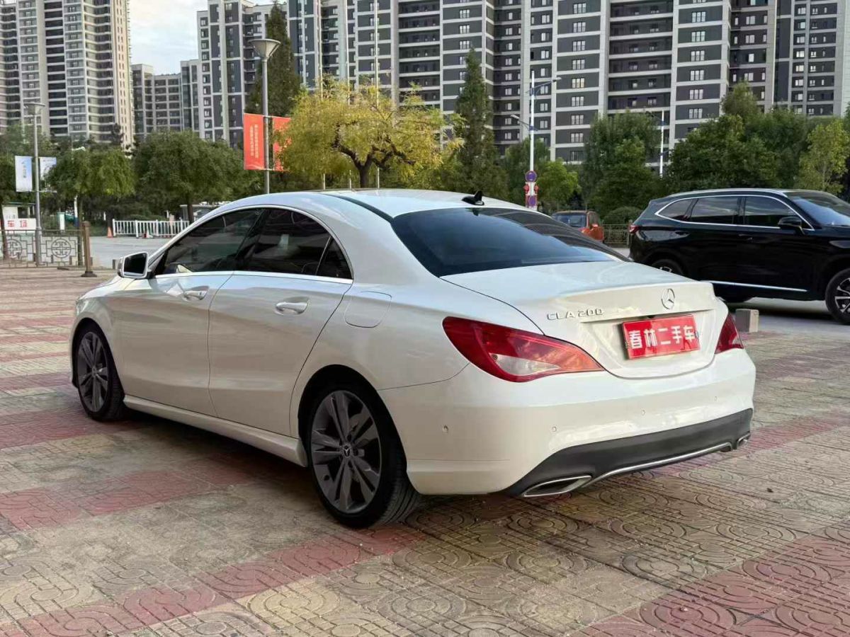 奔馳 奔馳CLA級  2018款 CLA 180圖片