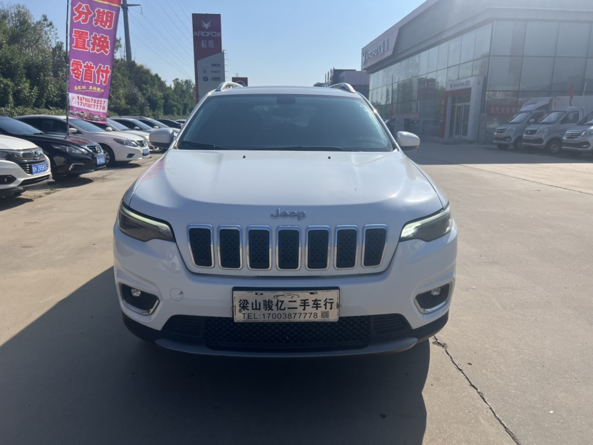 Jeep 自由光  2020款 2.0T 兩驅(qū)領(lǐng)先版圖片