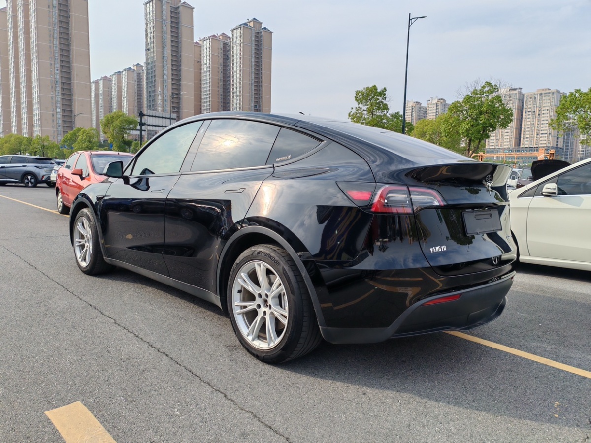 特斯拉 Model Y  2021款 改款 標準續(xù)航后驅升級版圖片