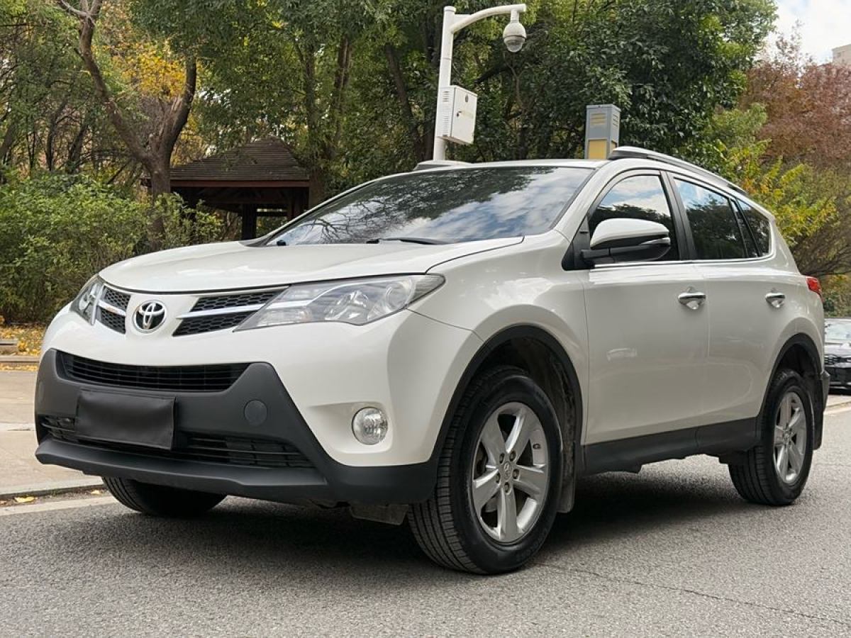 豐田 RAV4榮放  2013款 2.0L CVT四驅新銳版圖片