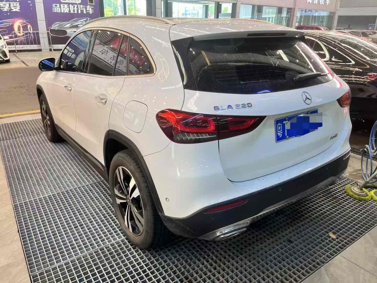 奔馳 奔馳GLA  2022款 GLA 220圖片