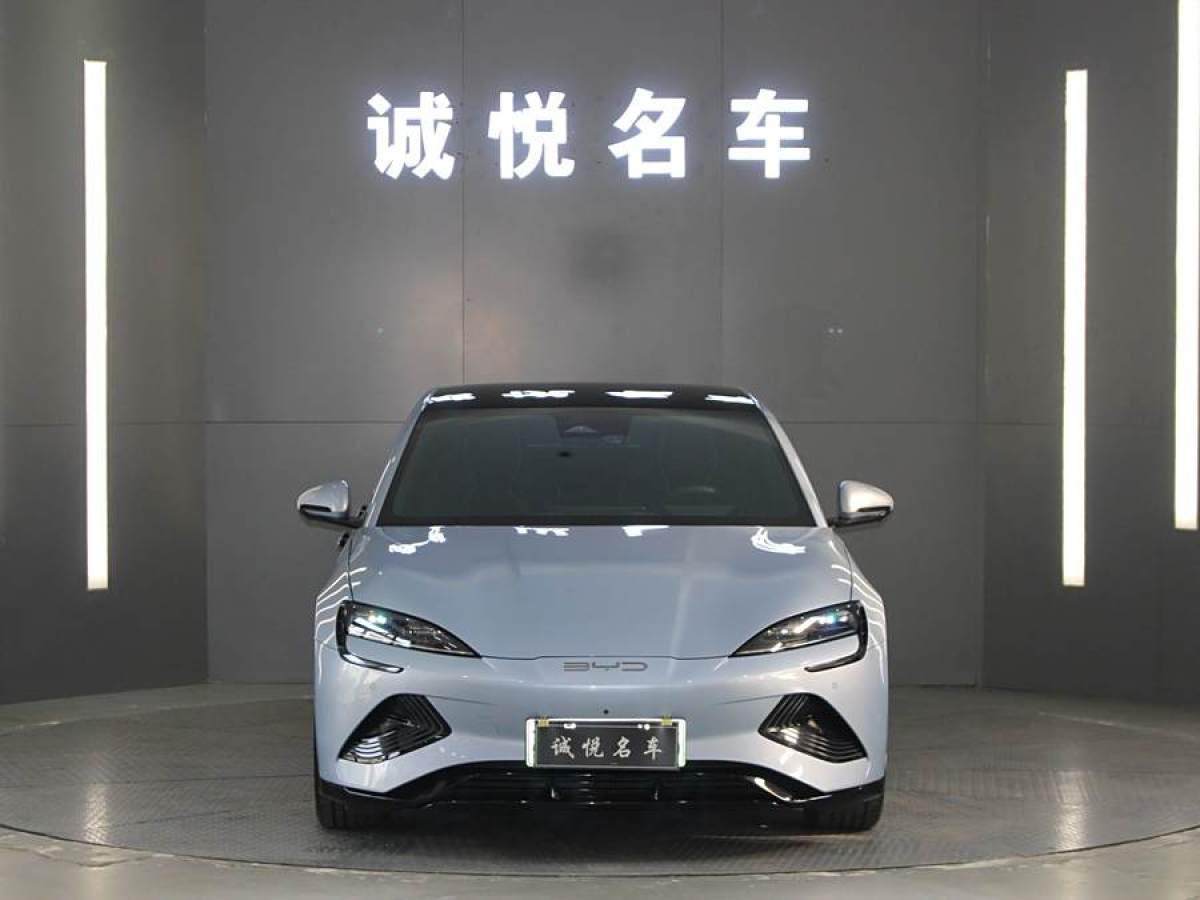 比亞迪 海豹  2022款 550km 標準續(xù)航后驅(qū)版尊貴型圖片