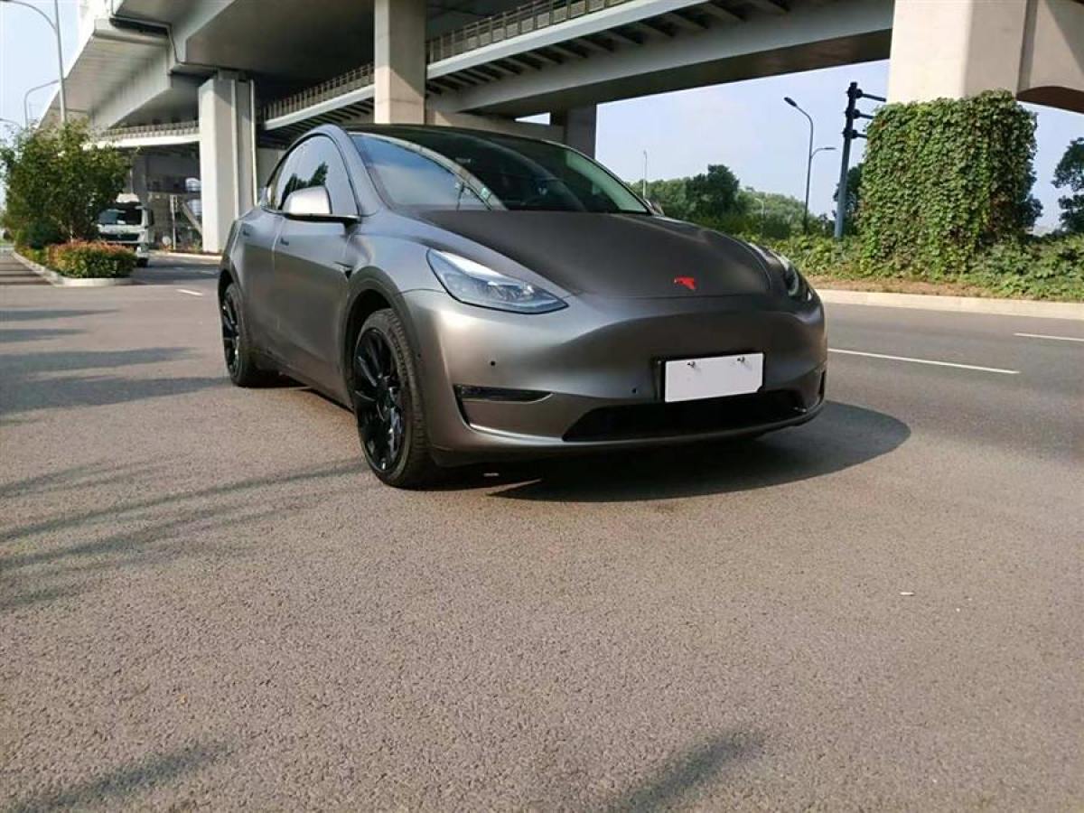 2023年10月特斯拉 Model Y  2023款 長(zhǎng)續(xù)航煥新版 雙電機(jī)全輪驅(qū)動(dòng)