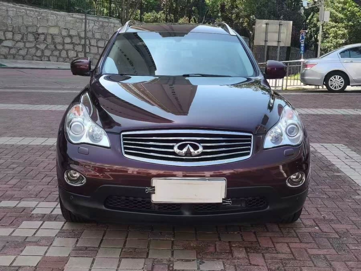 英菲尼迪 EX  2013款 EX25 四驅(qū)優(yōu)雅版圖片