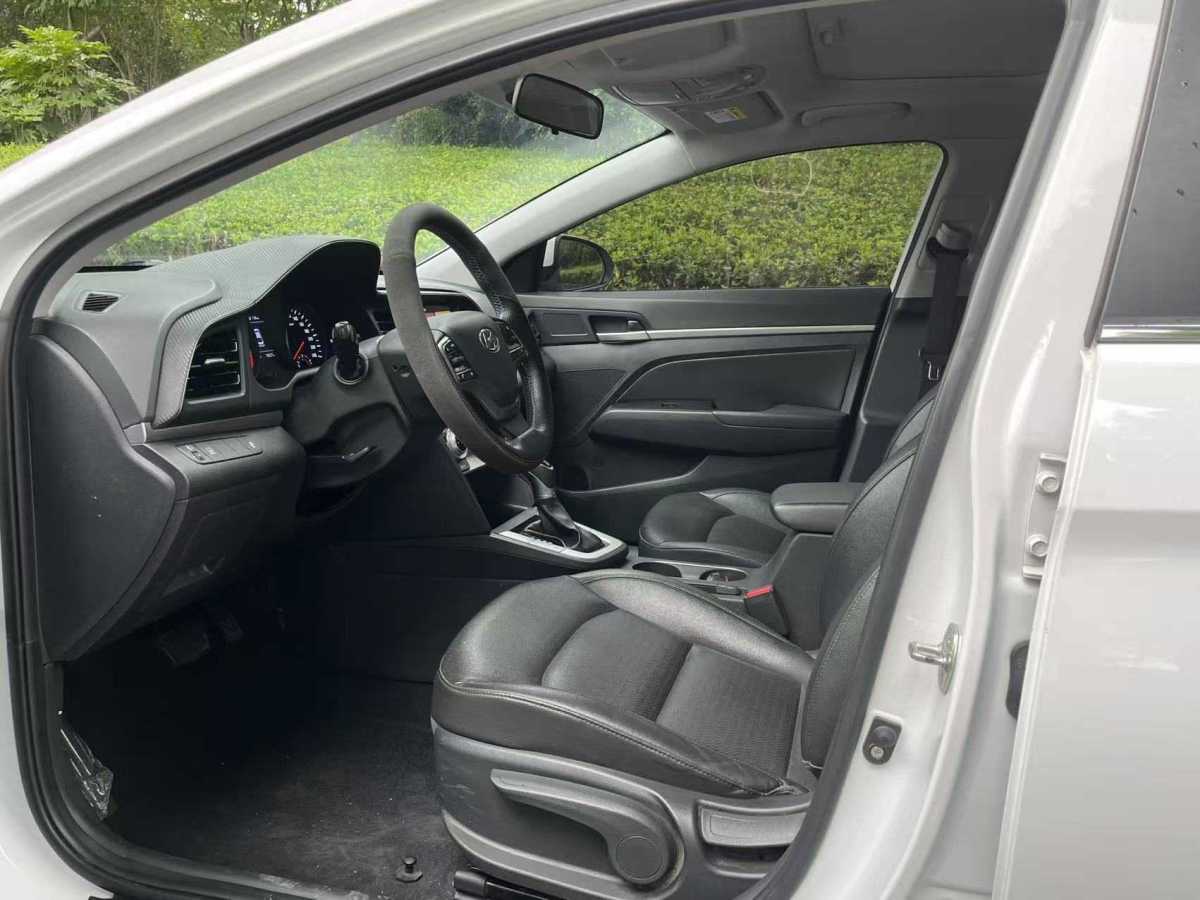 現(xiàn)代 領(lǐng)動  2019款 1.5L CVT智炫?精英型圖片
