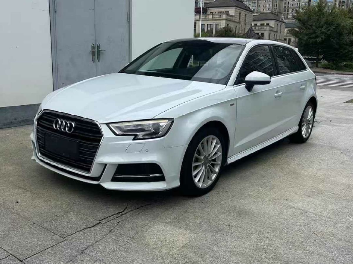 2017年1月奧迪 奧迪A3  2017款 Cabriolet 40 TFSI