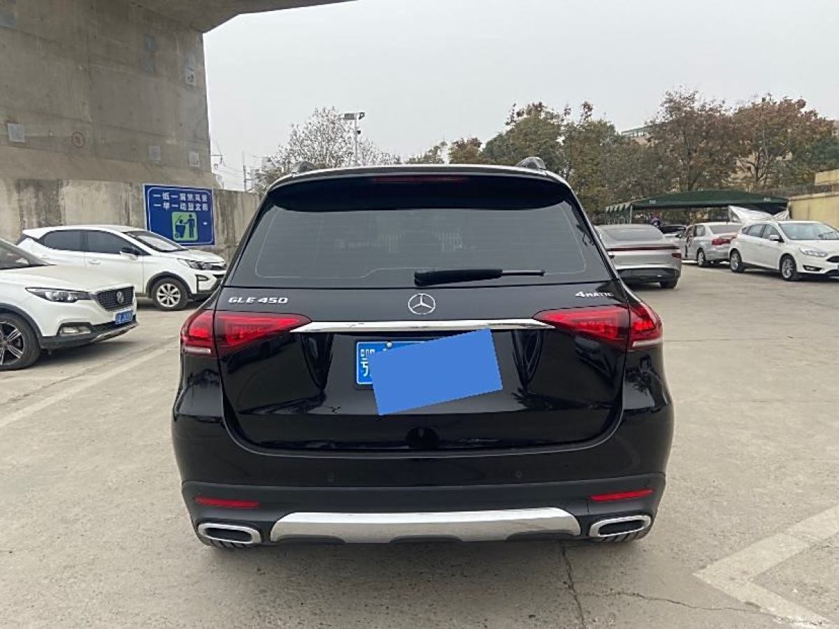 奔馳 奔馳GLE  2022款 改款 GLE 450 4MATIC 時尚型圖片