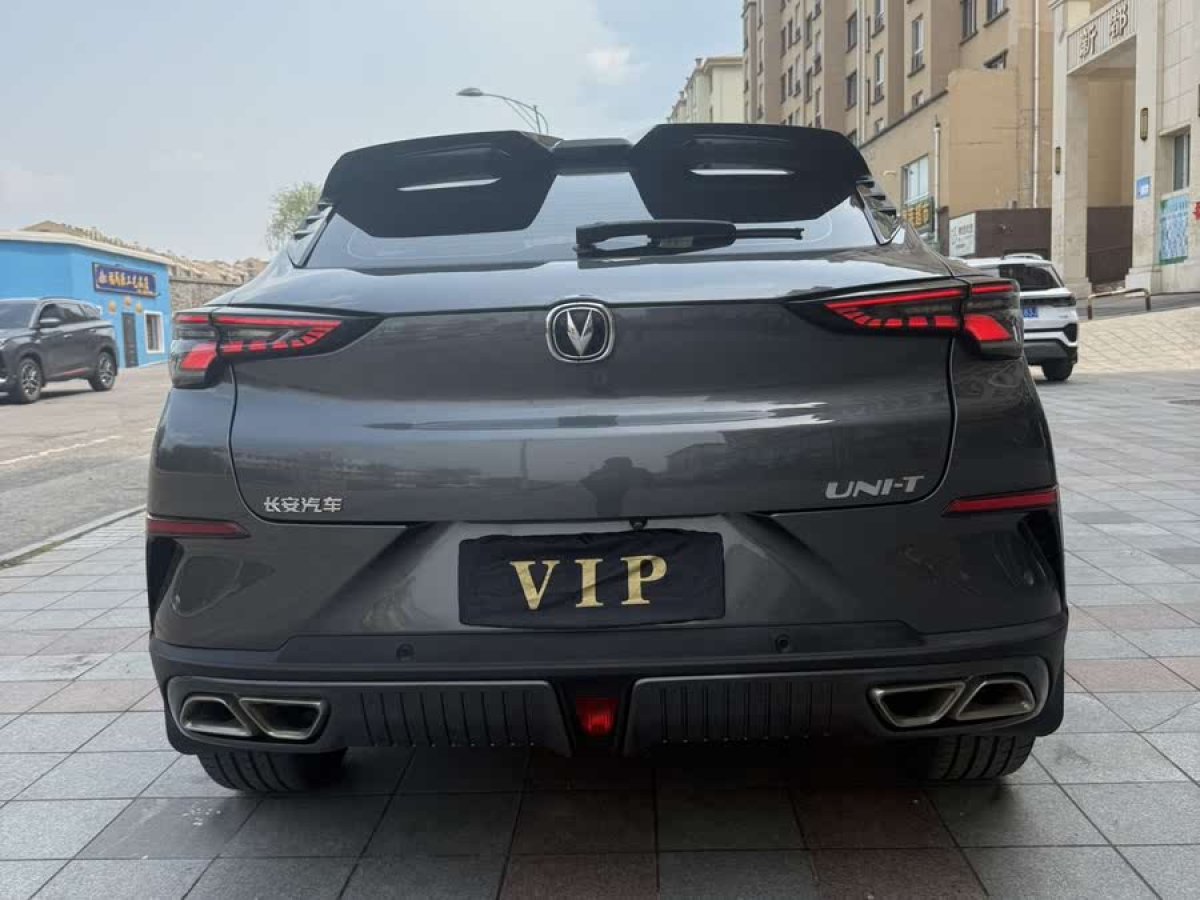 長安 UNI-T  2020款 1.5T 旗艦型圖片