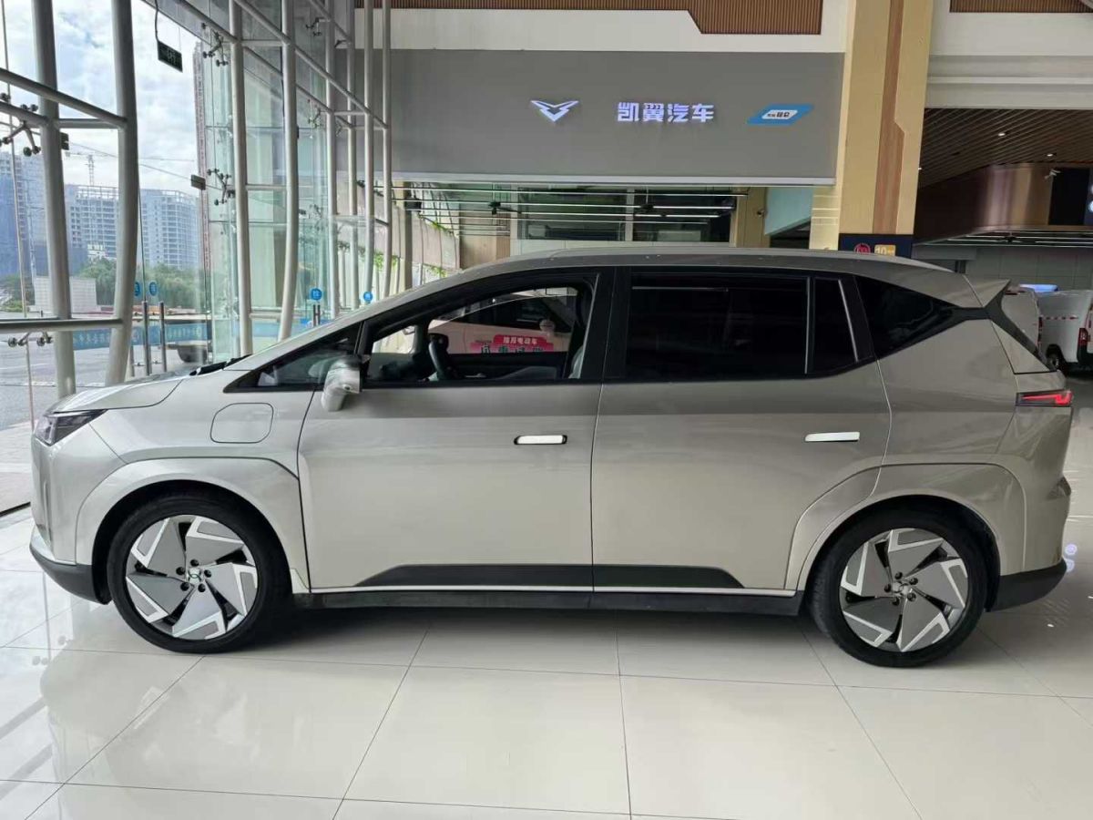 長(zhǎng)安輕型車 睿行EM80  2022款 平頂背掀門2座60kW圖片