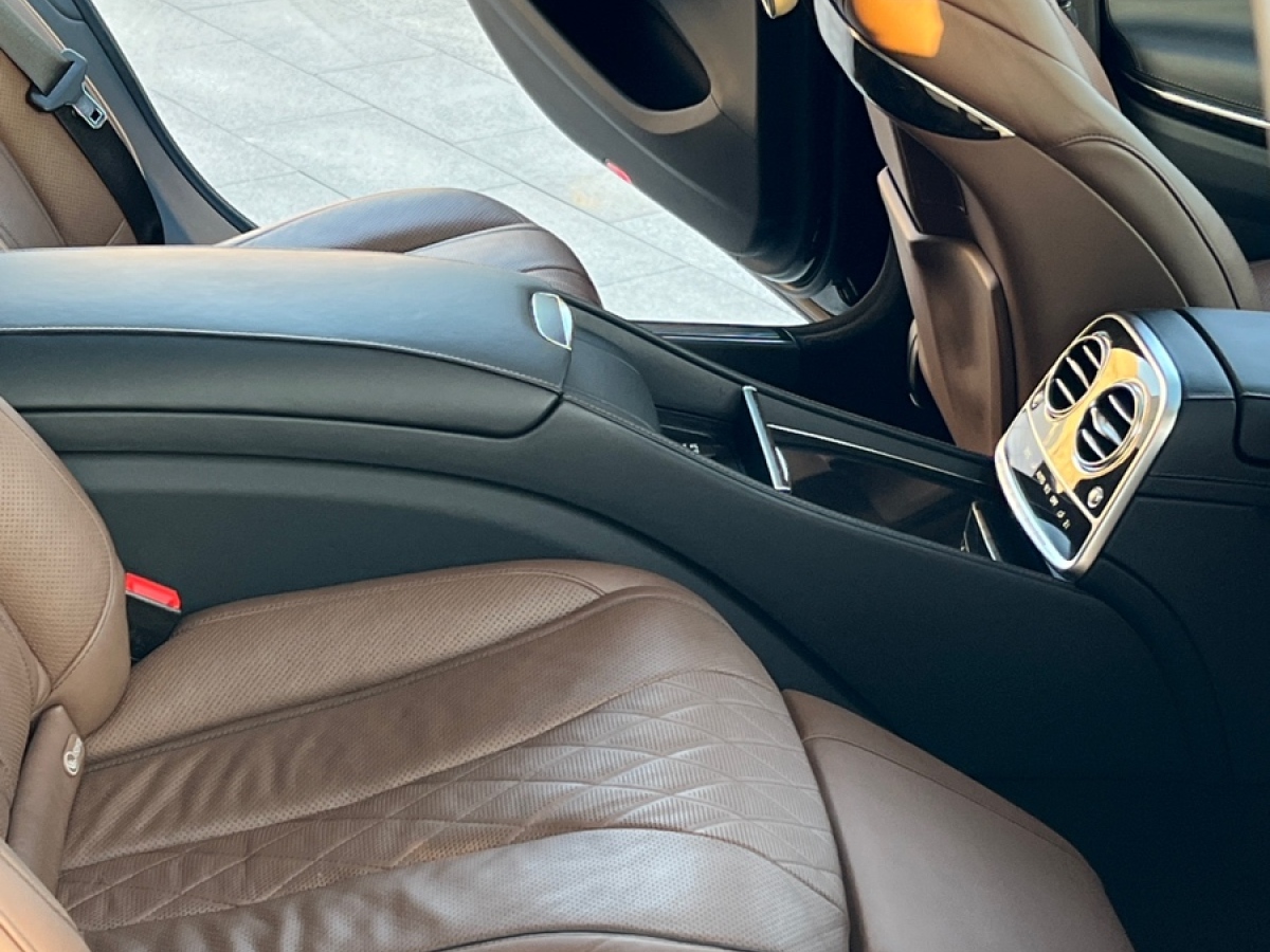2014年11月奔驰 奔驰S级  2014款 S 600 L