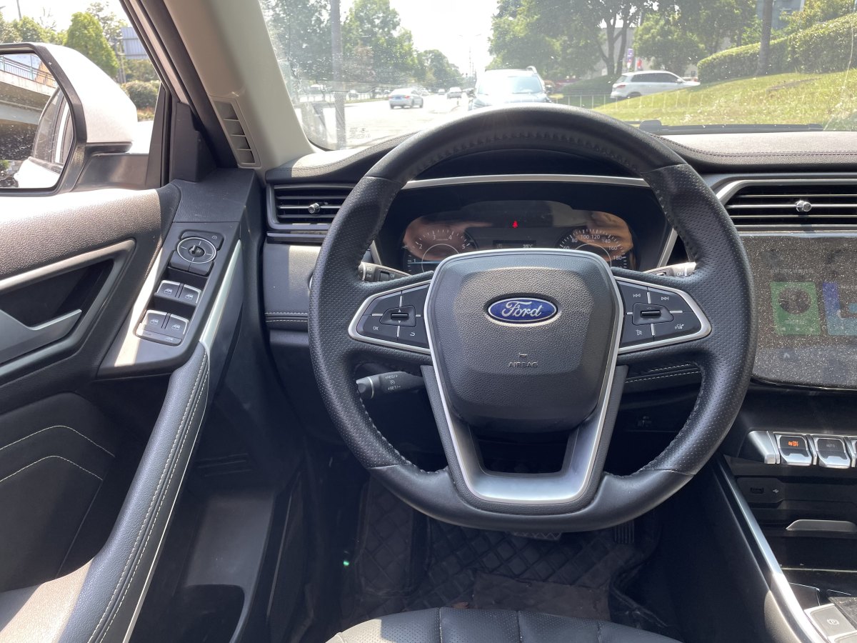 福特 领界  2020款 领界S EcoBoost 145 CVT铂领型图片