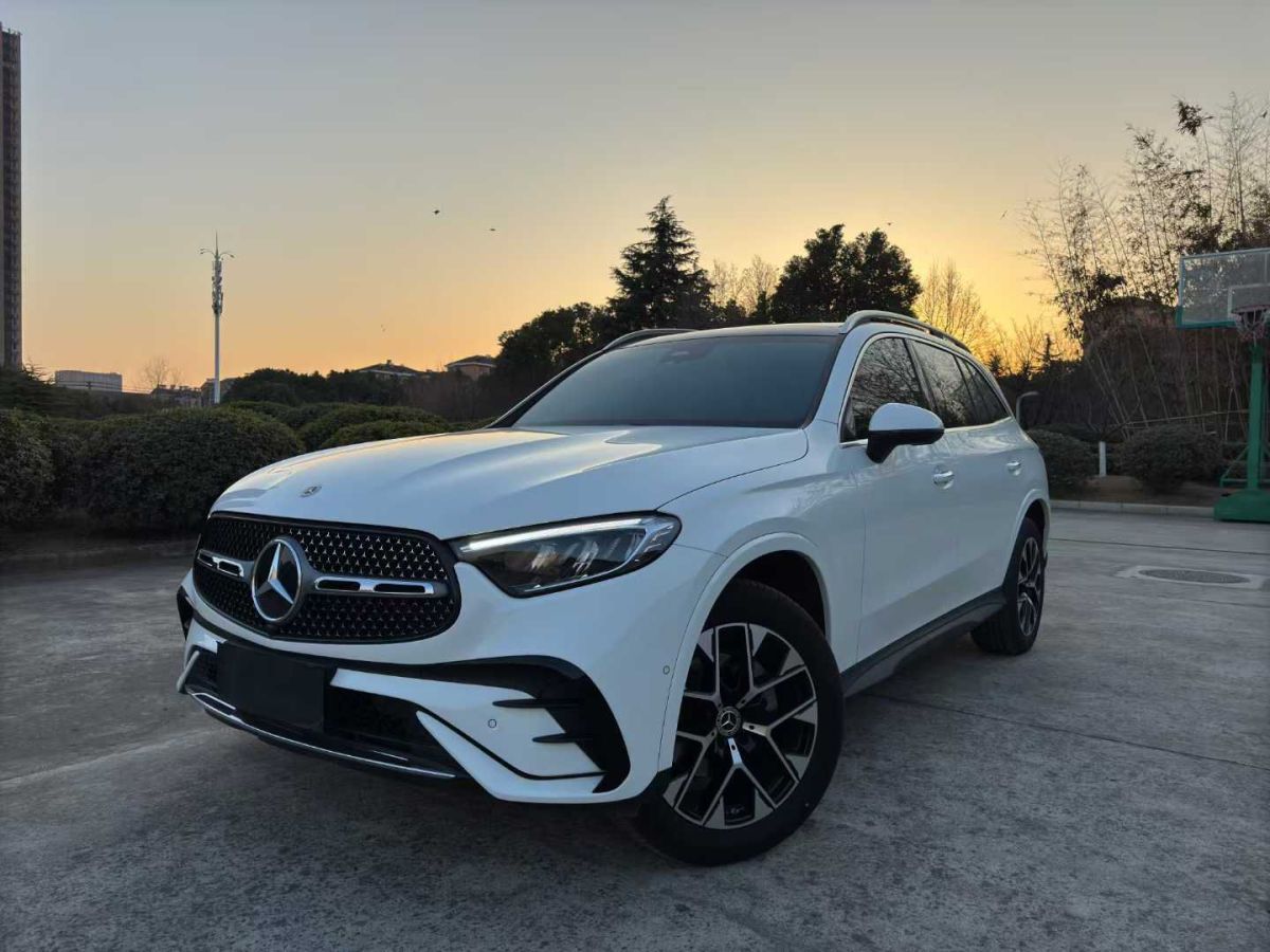 奔馳 奔馳GLC  2024款 GLC 300 4MATIC 轎跑SUV圖片