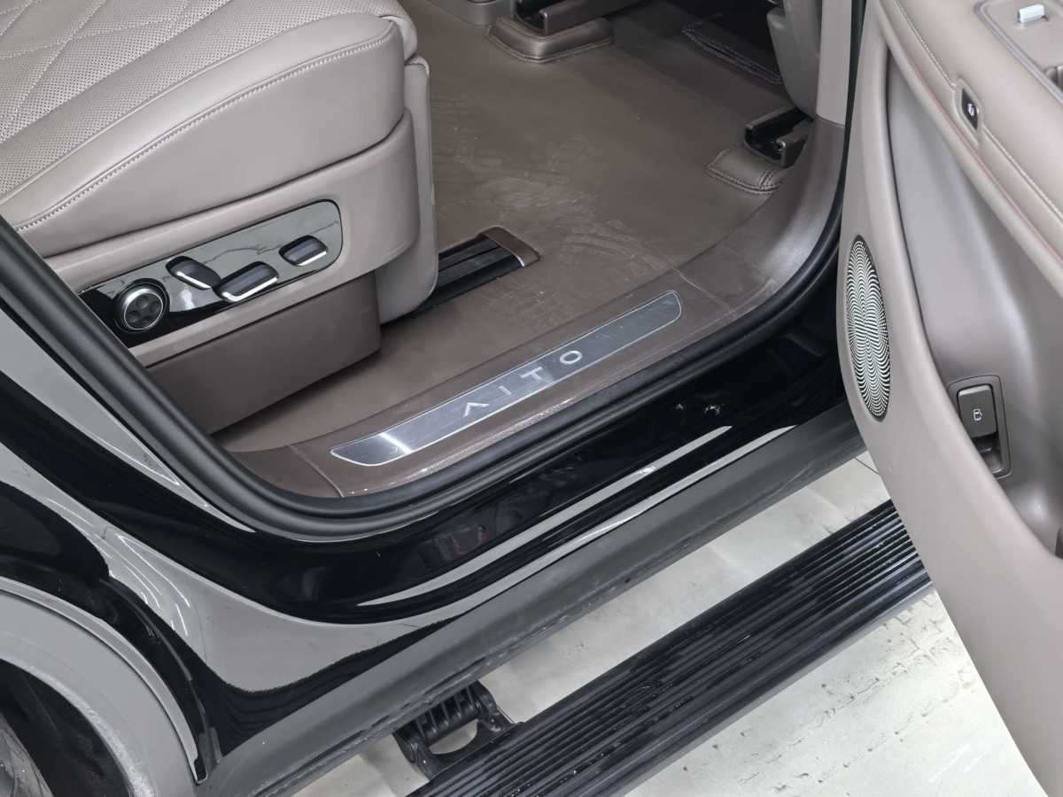 賽力斯 問界M9  2024款 增程 Ultra版 52kWh圖片