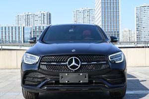 奔驰GLC 奔驰 改款 GLC 260 4MATIC 轿跑SUV