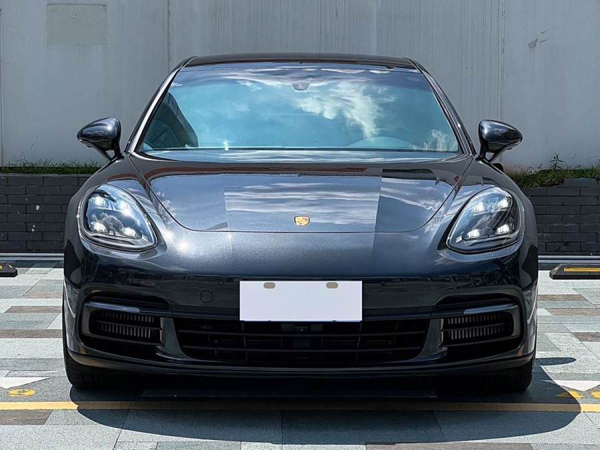 保時(shí)捷 Panamera  2019款 Panamera 十周年紀(jì)念版 2.9T圖片