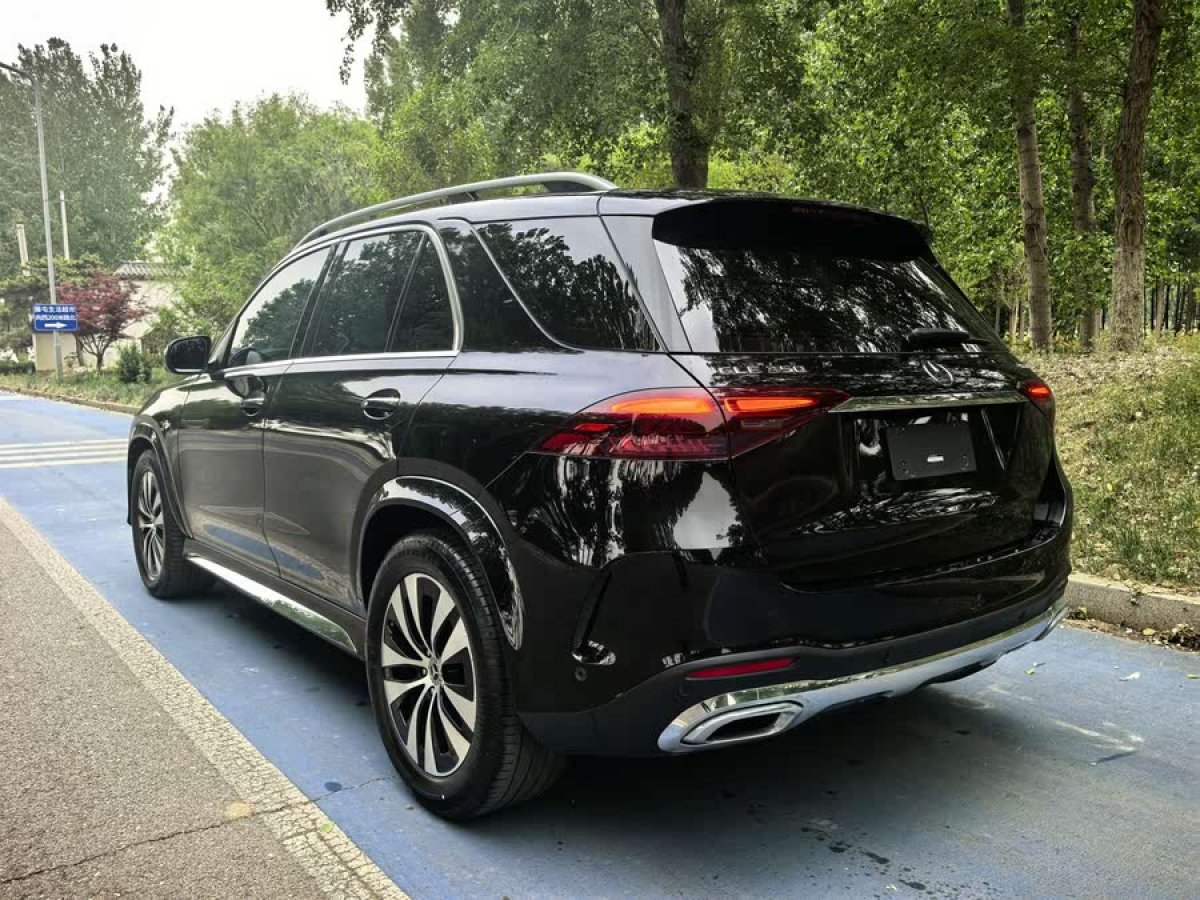 奔馳 奔馳GLE  2024款 改款 GLE 350 4MATIC 時(shí)尚型圖片