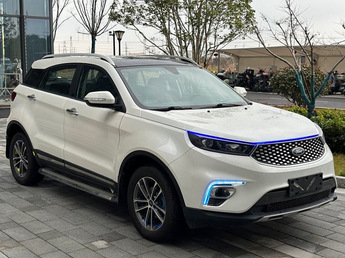 2019年6月福特 領(lǐng)界  2019款  EcoBoost 145 CVT鉑領(lǐng)型 國(guó)VI