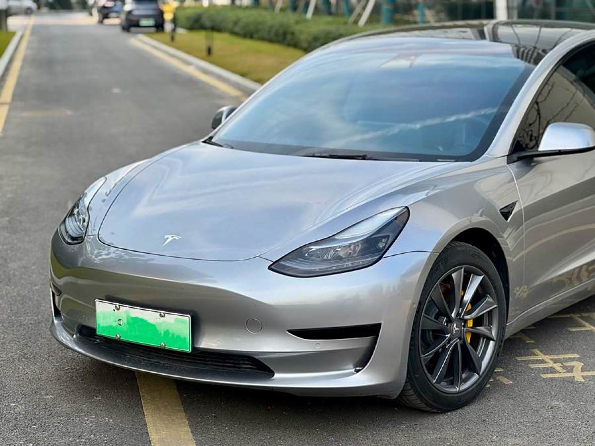 特斯拉 Model Y  2022款 改款 后輪驅(qū)動(dòng)版圖片