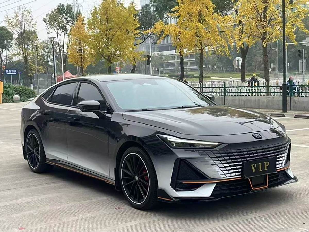 長安 長安UNI-V  2023款 1.5T 運動版圖片