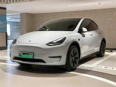 特斯拉 Model Y 標(biāo)準(zhǔn)續(xù)航后驅(qū)版圖片