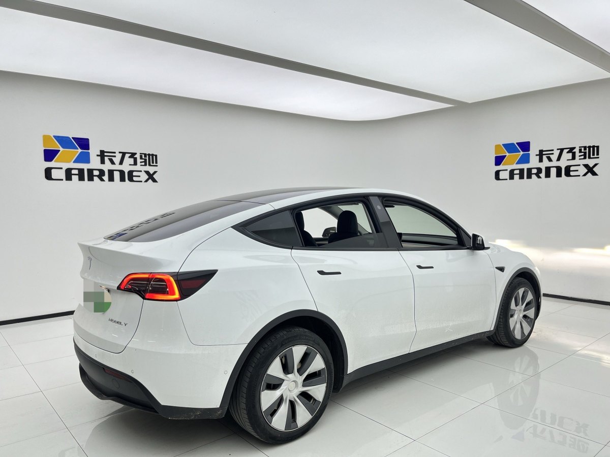 特斯拉 Model Y  2021款 長(zhǎng)續(xù)航全輪驅(qū)動(dòng)版 3D7圖片