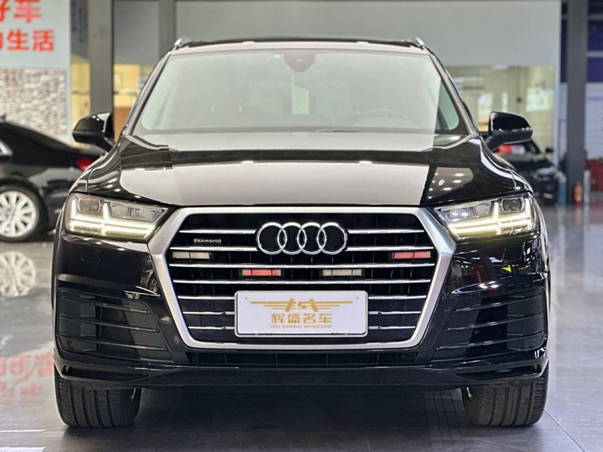 奧迪 奧迪Q7  2018款 45 TFSI S line運(yùn)動(dòng)型圖片