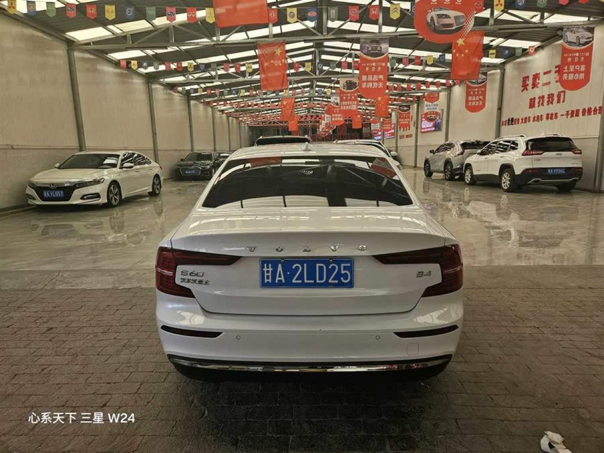 沃爾沃 S60L  2023款 B4 智遠(yuǎn)豪華版圖片