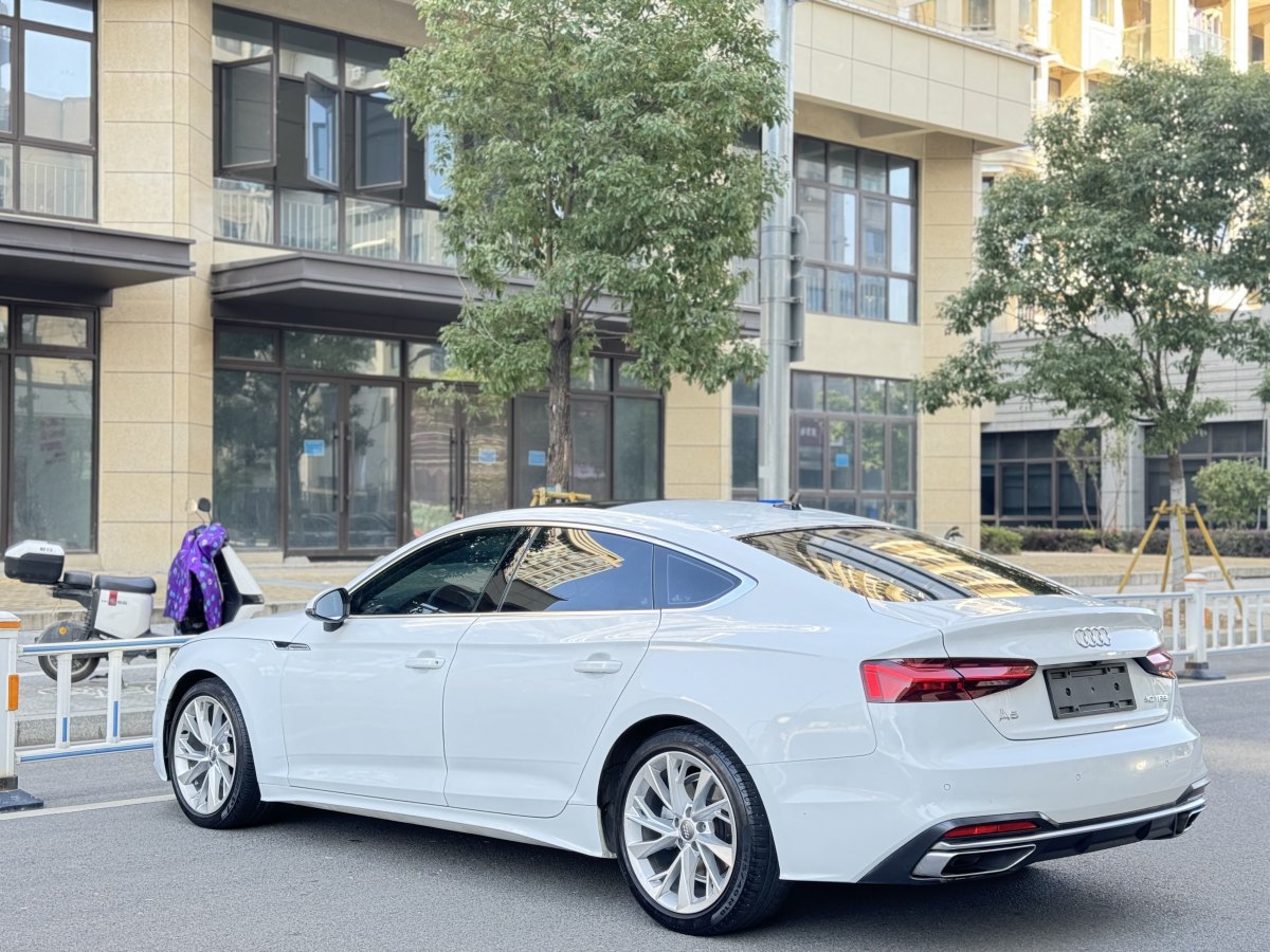 奧迪 奧迪A5  2023款 Sportback 40 TFSI 時(shí)尚動感型圖片