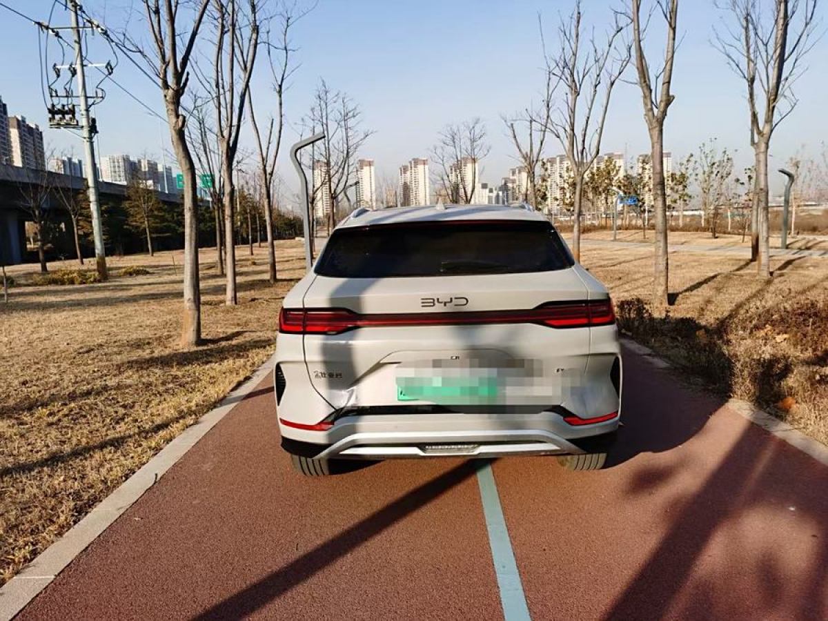 比亞迪 宋PLUS新能源  2024款 榮耀版 EV 520km 旗艦型圖片