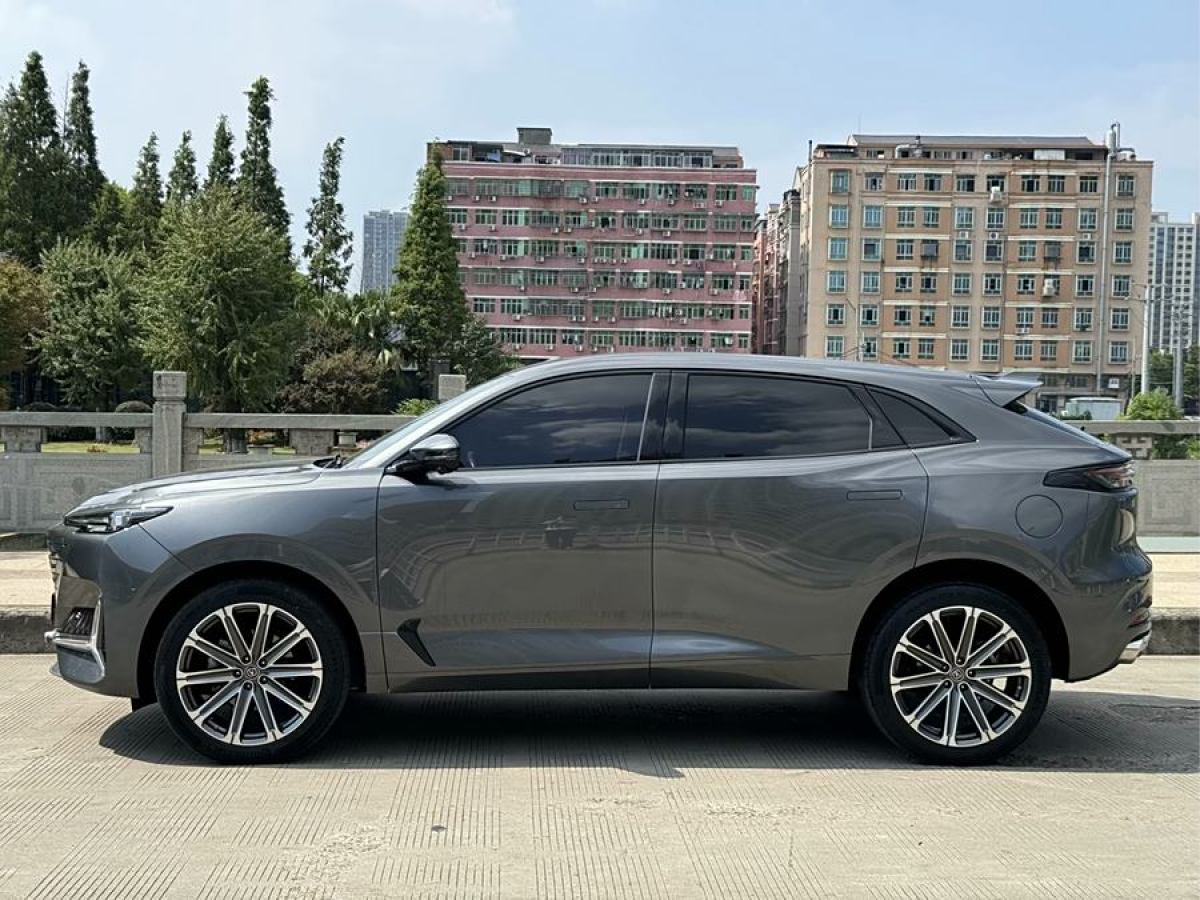 長(zhǎng)安 長(zhǎng)安UNI-K  2021款 2.0T 尊貴型圖片