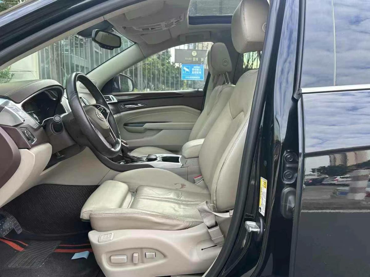 凱迪拉克 SRX  2013款 3.0L 精英型圖片