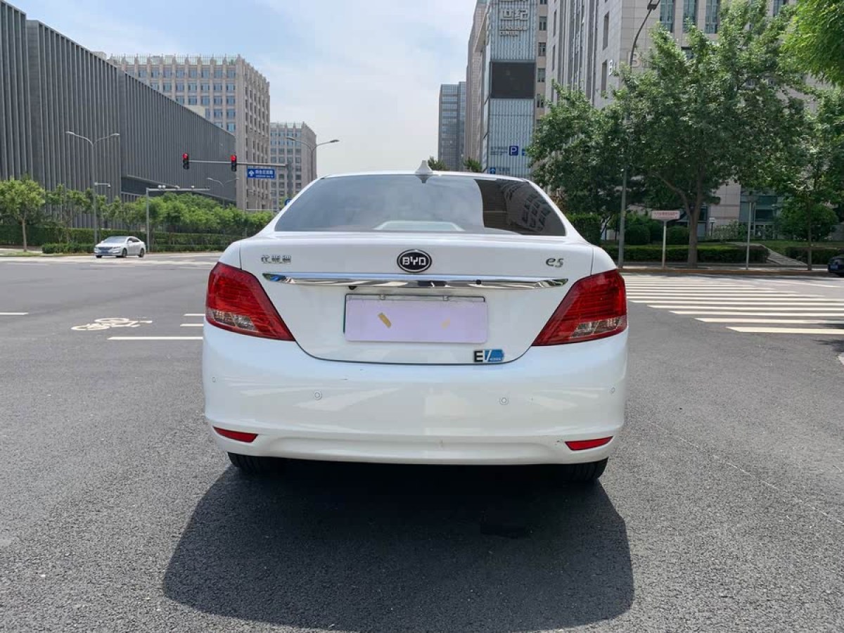 比亞迪 e5  2018款 450 智聯(lián)暢享型圖片