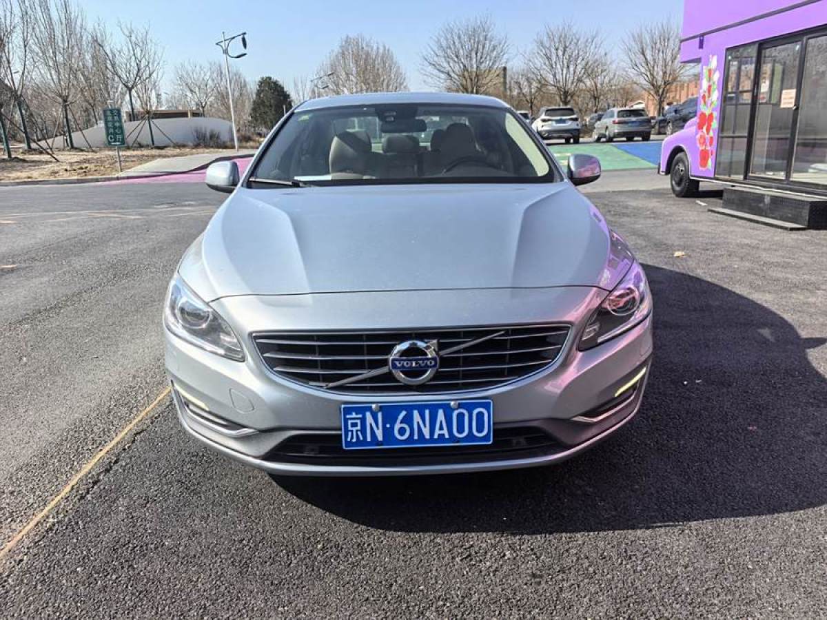 沃爾沃 S60  2014款 S60L 2.0T 智遠(yuǎn)版圖片