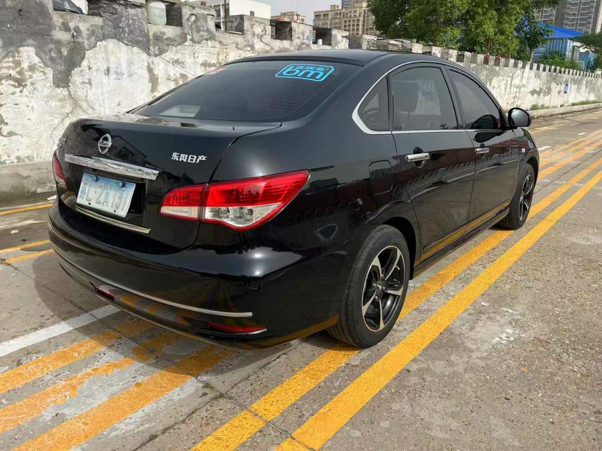 日產(chǎn) 軒逸 圖片