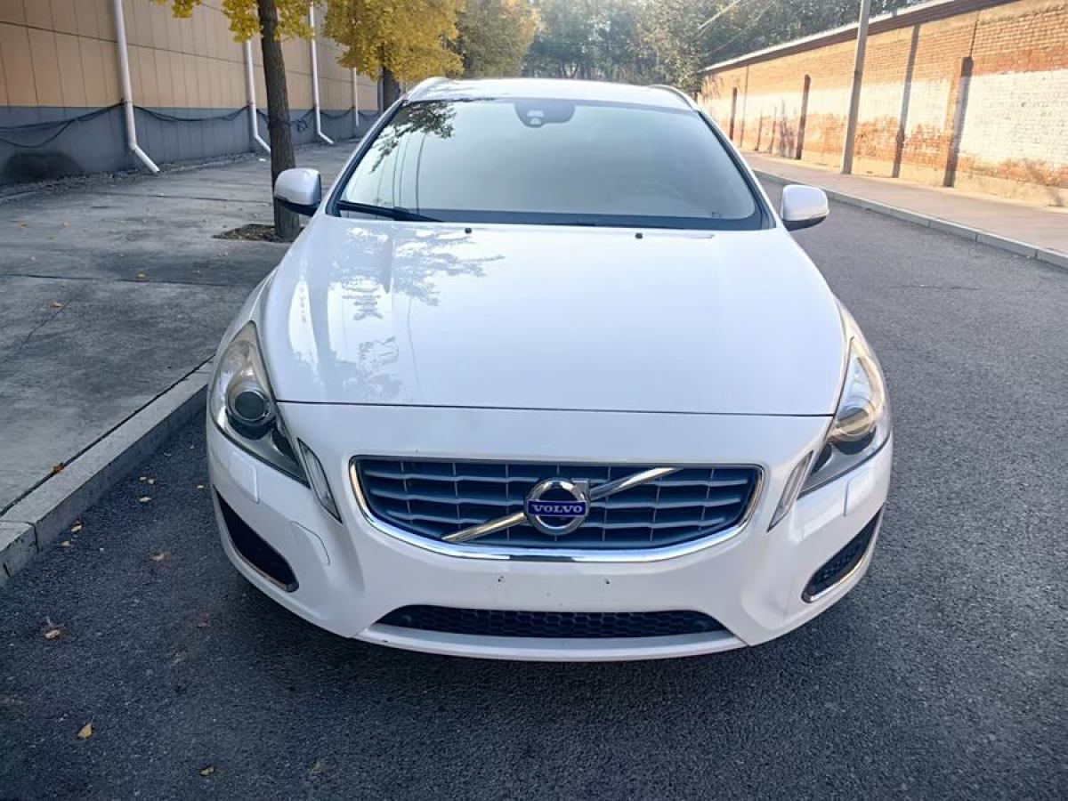 沃爾沃 V60  2013款 T5 舒適版圖片