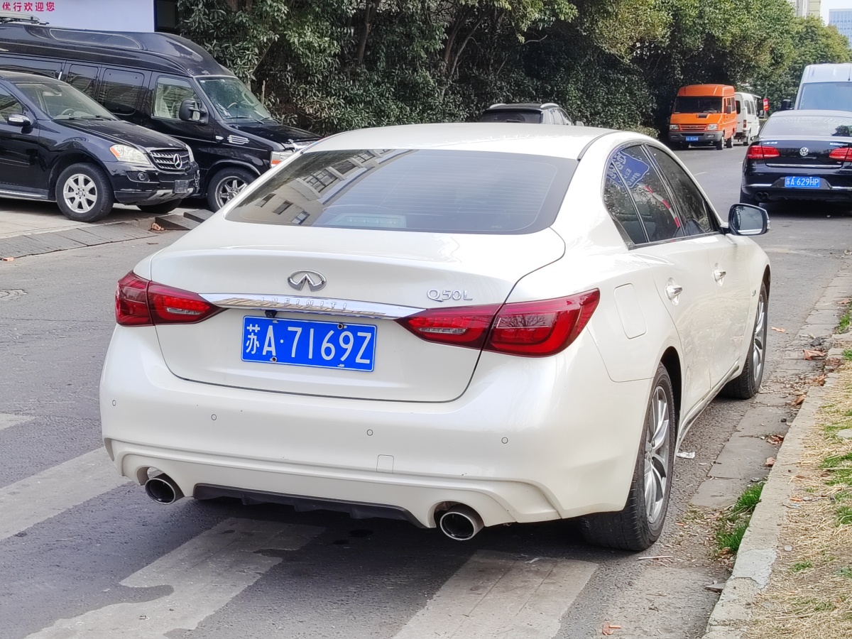 英菲尼迪 Q50L  2018款  2.0T 舒適版 國VI圖片