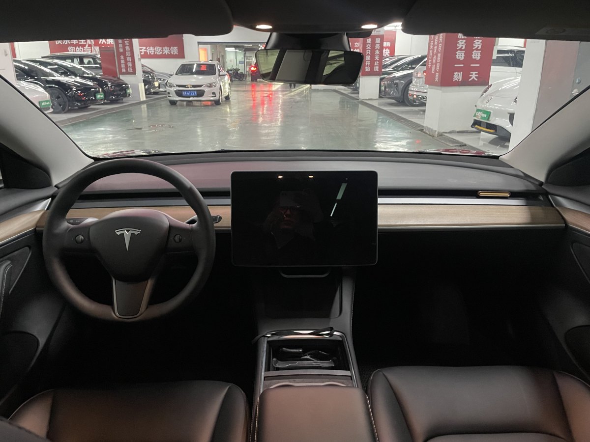 特斯拉 Model Y  2022款 改款 后輪驅(qū)動(dòng)版圖片