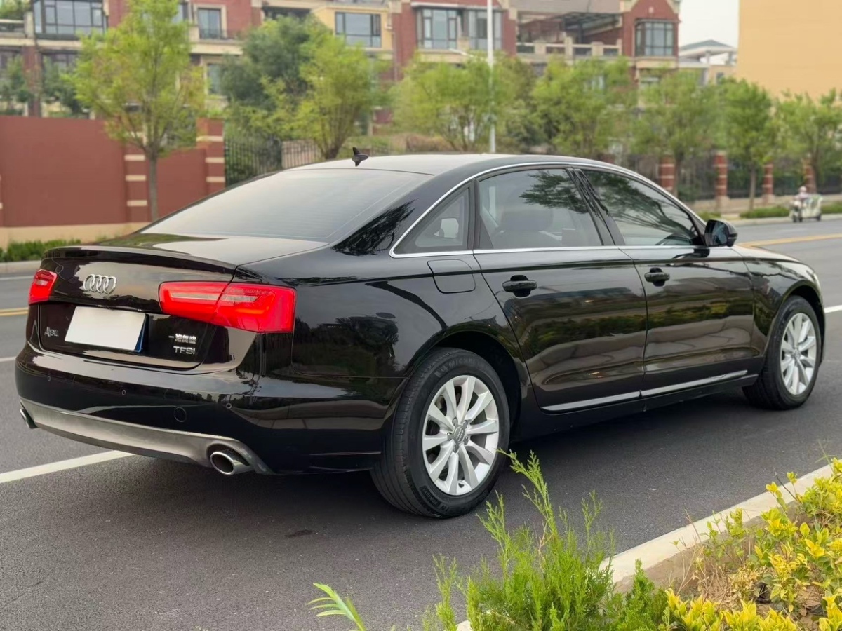 奧迪 奧迪A6L  2014款 TFSI 標(biāo)準(zhǔn)型圖片