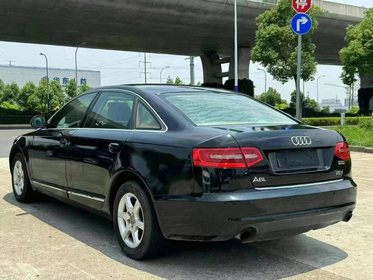 奧迪 奧迪A6L  2011款 A6L 2.0TFSI 標(biāo)準(zhǔn)型圖片