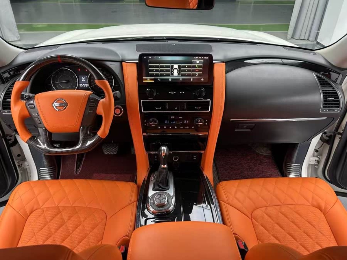 日產(chǎn) 途樂  2018款 4.0L 領(lǐng)英型圖片