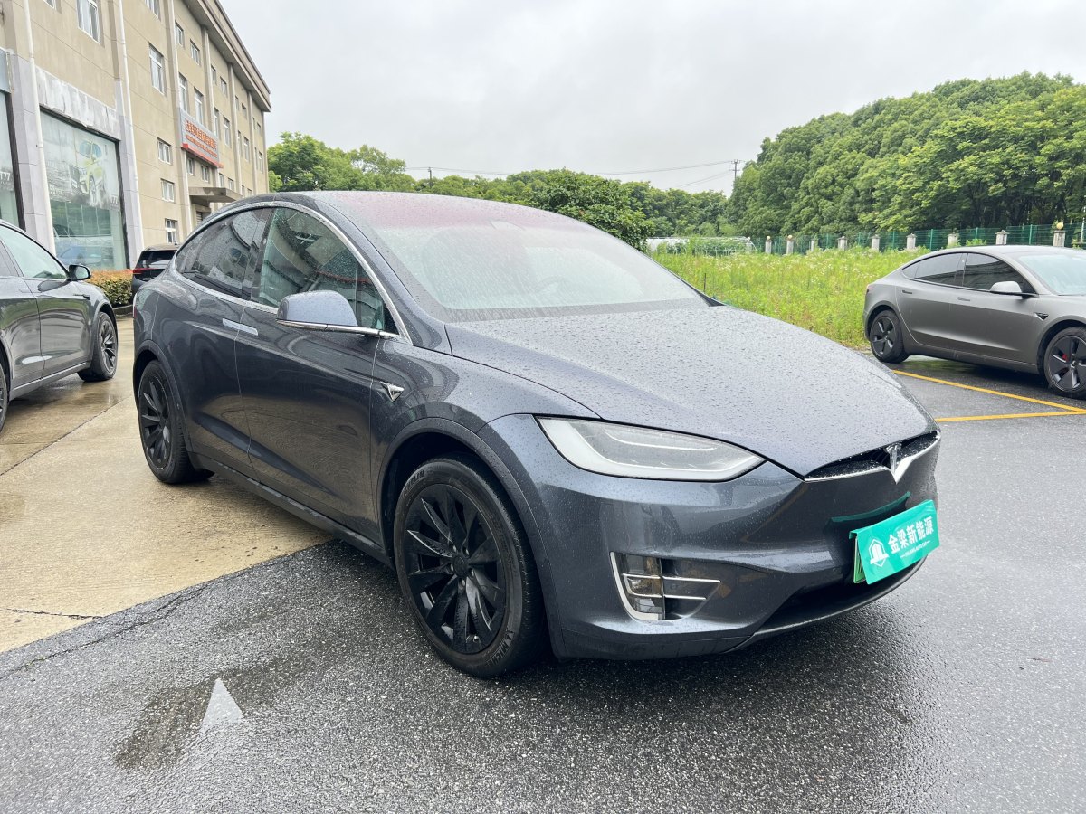 特斯拉 Model X  2016款 Model X 90D圖片